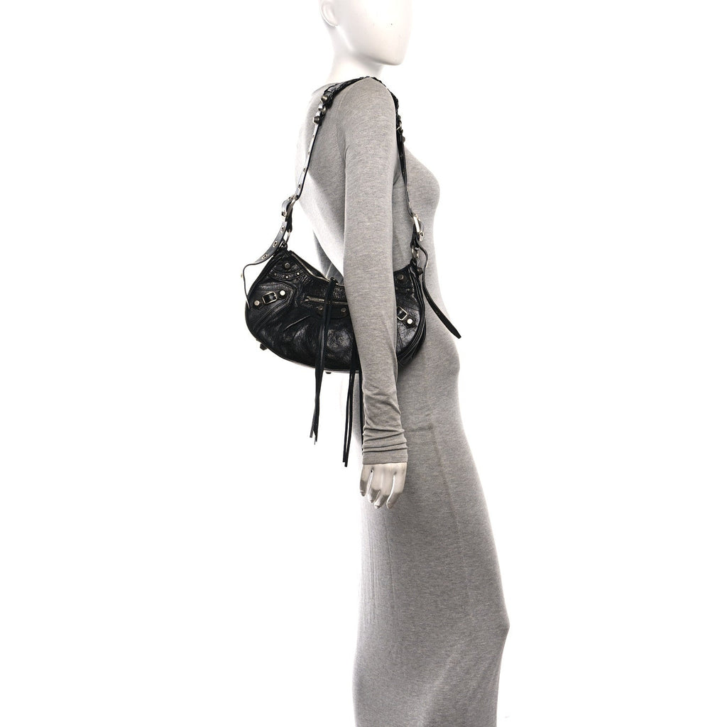 Agneau Arena Small Le Cagole Shoulder Bag Black