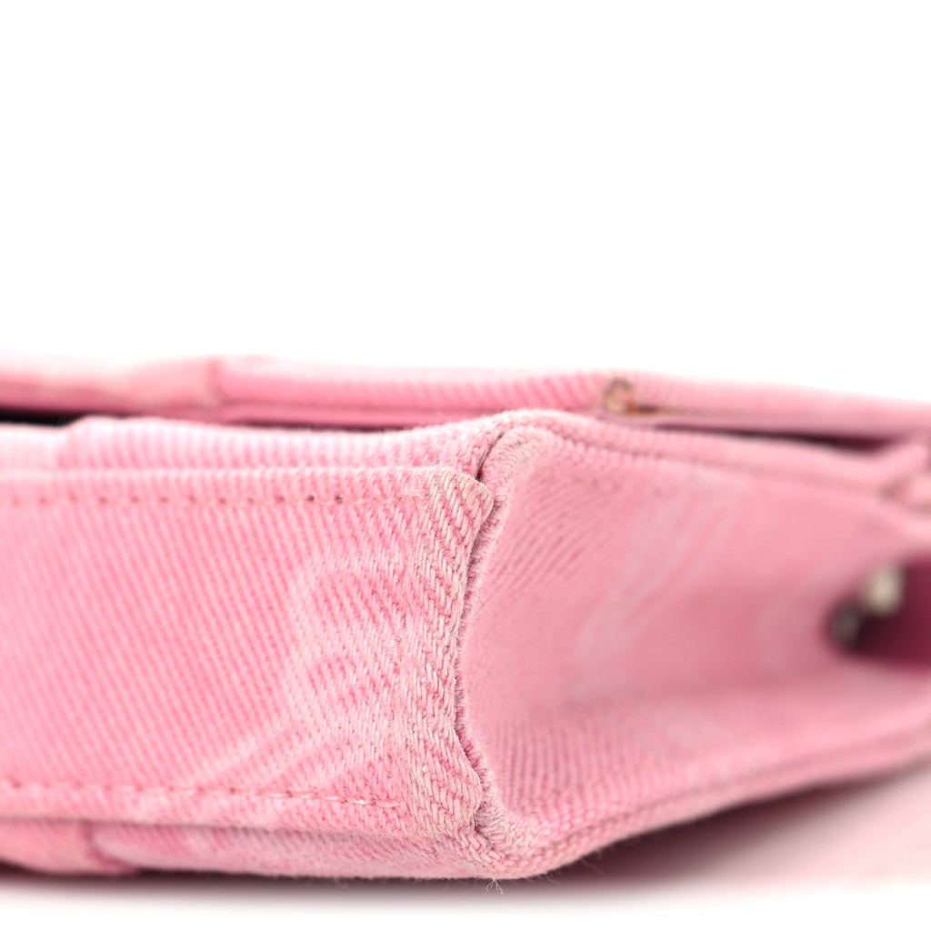 Denim XS Hourglass Wallet On Chain Pink