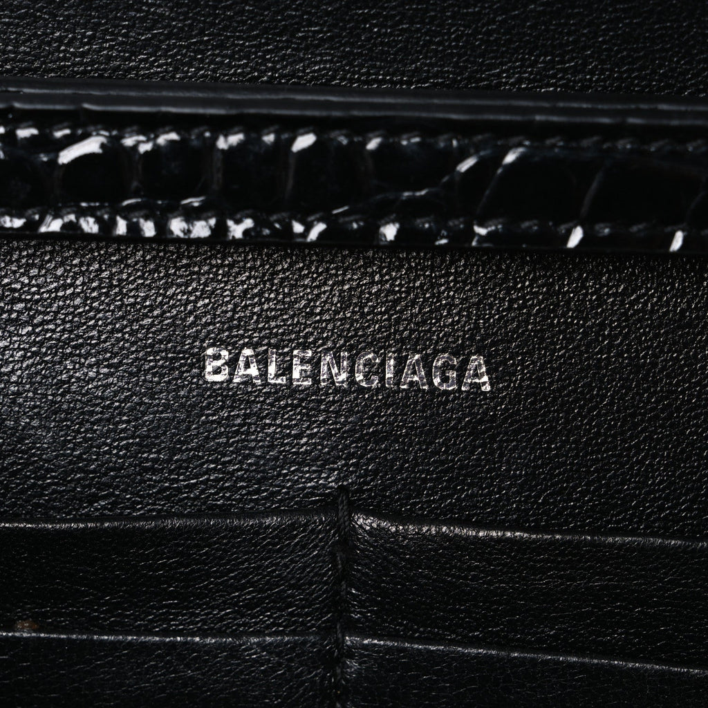 Shiny Calfskin Monochrome Crocodile Embossed Hourglass Chain Bag Black