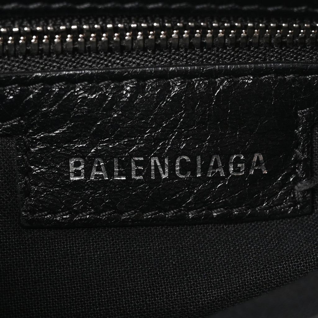Agneau Arena Small Le Cagole Shoulder Bag Black
