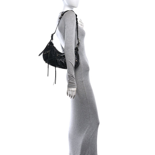 Agneau Arena Small Le Cagole Shoulder Bag Black