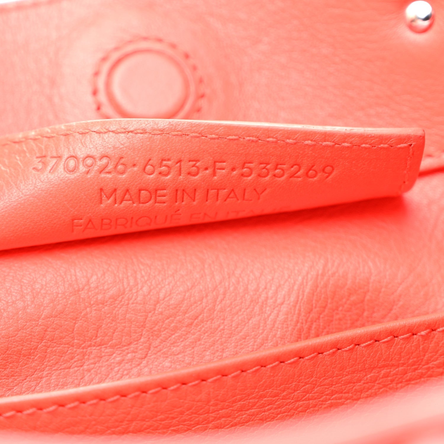 Veau Papier A6 Zip Around Tote Rouge Coquelicot