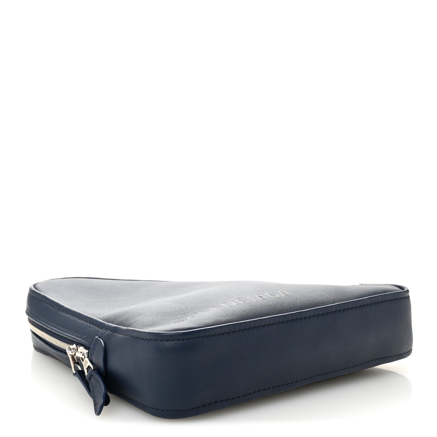 Calfskin Triangle Pouch M Bleu Canopee