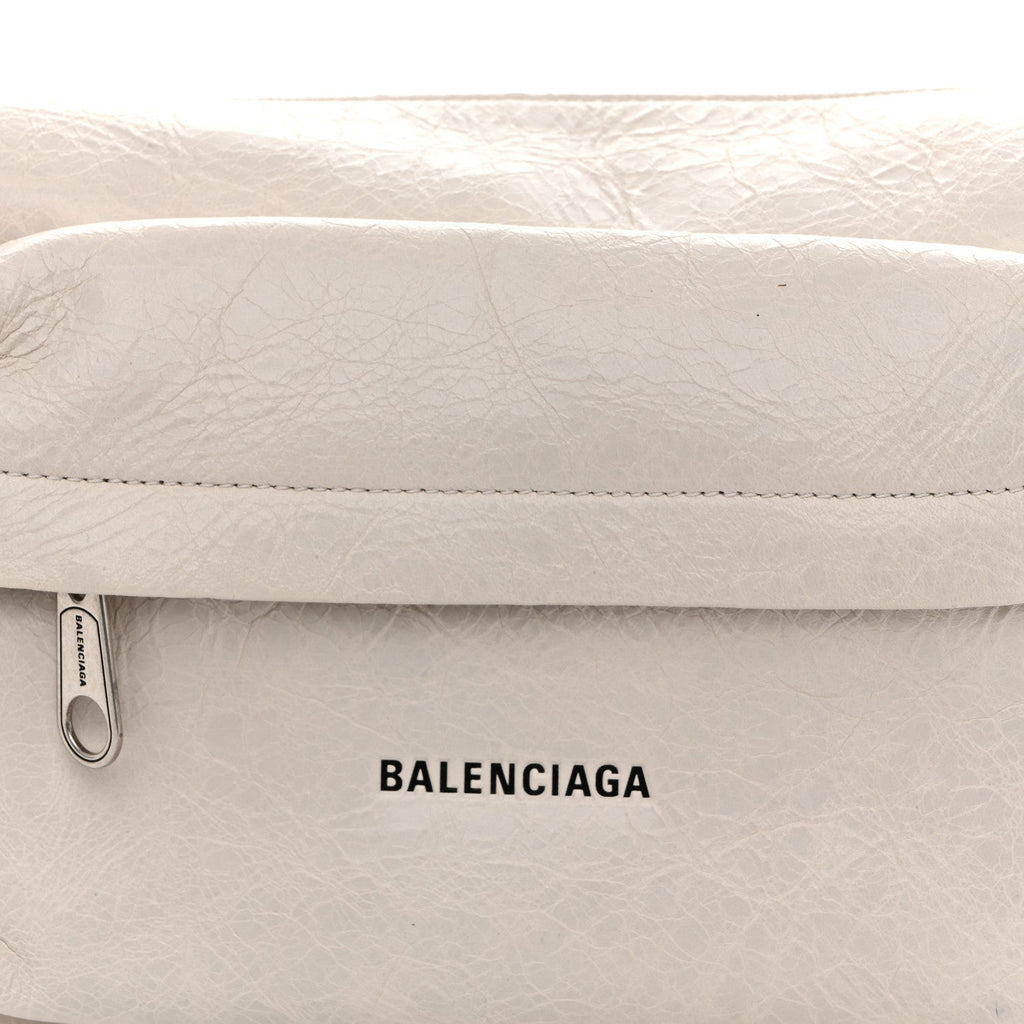 Arena Lambskin Raver Shoulder Bag Nacre