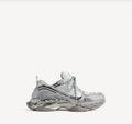 BALENCiAGA Triple S.2