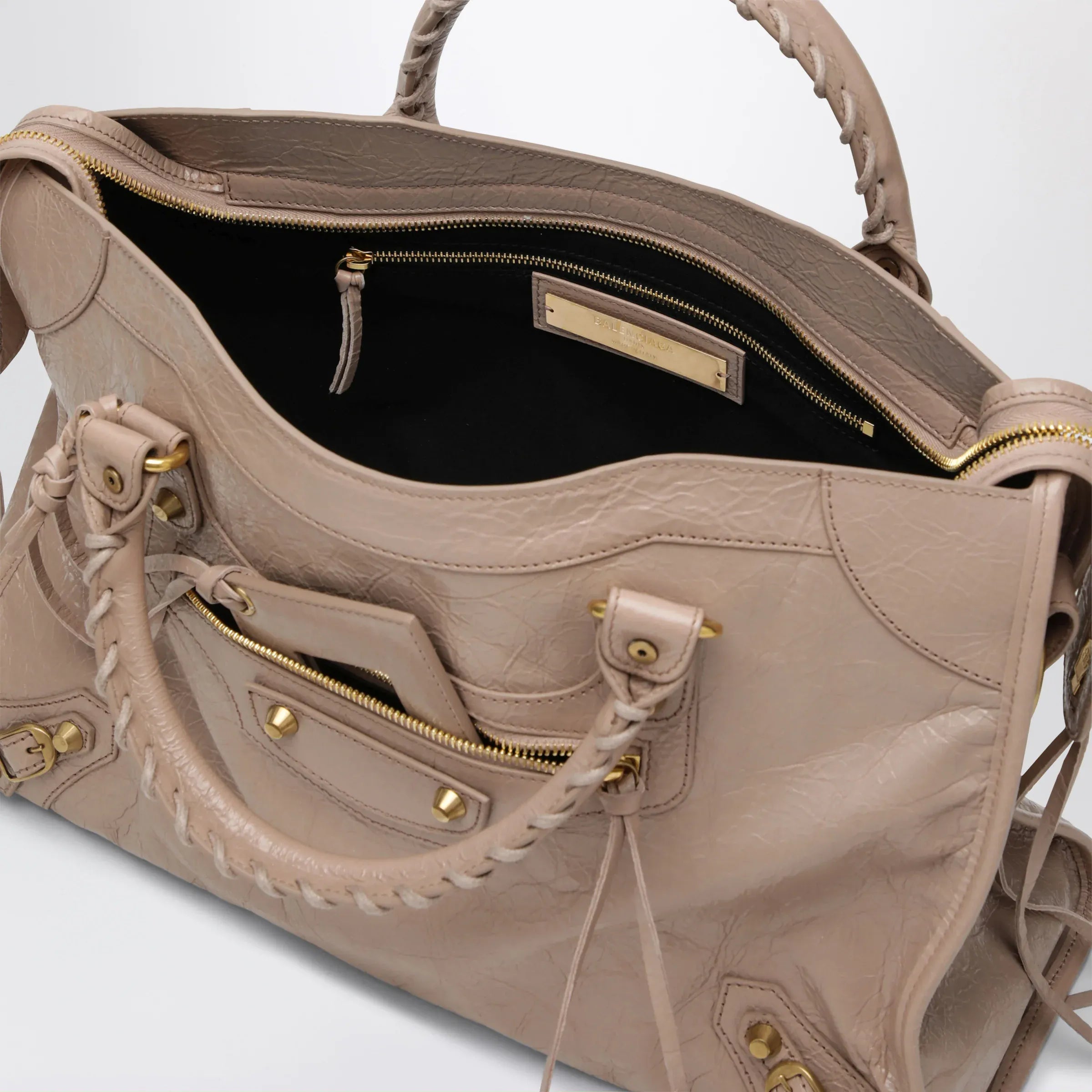 Balenciaga - Le City medium handbag in Blush leather